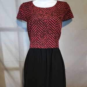 Kensie Red and Black A-Line Midi Dress with Crew Neck